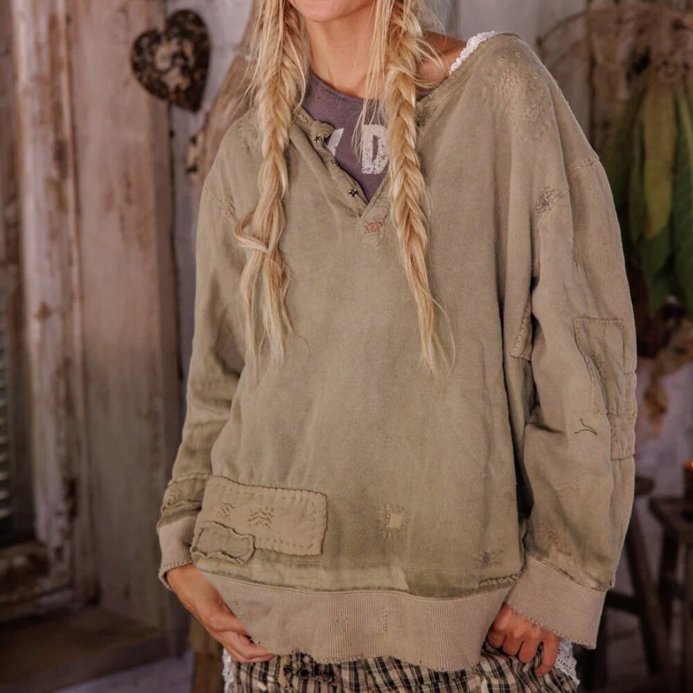 Casual Olive Green Women's Top